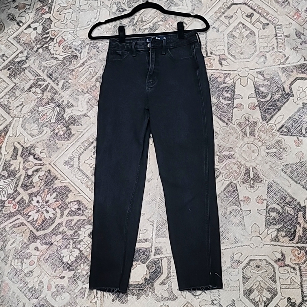 HOLLISTER JEANS SIZE OS BLACK